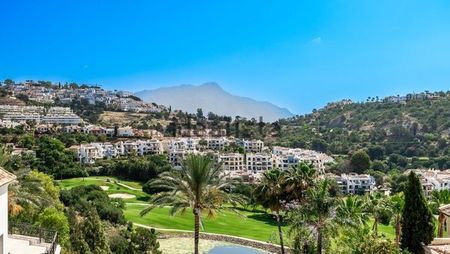 Alquiler de casa o chalet independiente en Urbanizacion Torre Esteril - Photo 3