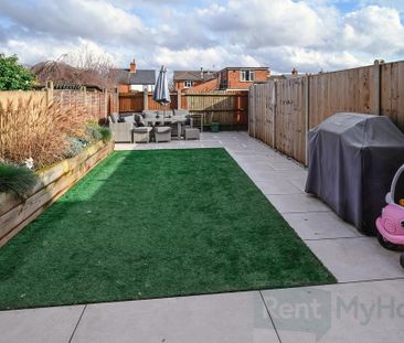 3 bedroom end of terrace house to rent - Photo 3