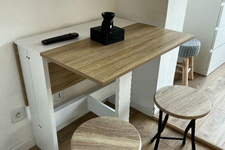 À louer : Charmant studio à Saint-Raphaël au coeur des golfs ! - Photo 4