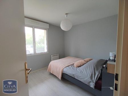 Location Appartement 2 pièces 49m² POITIERS 86000 - Photo 3