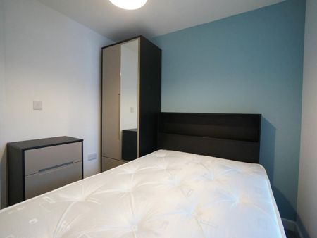 Flat 10B, Ebenezer Chapel York Place - Photo 4
