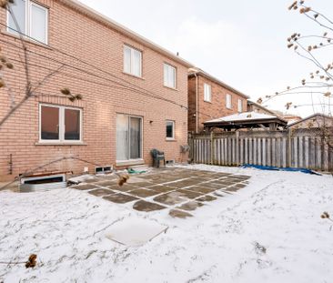 For Lease - 17 Maddybeth Crescent, Brampton, Ontario - Photo 5