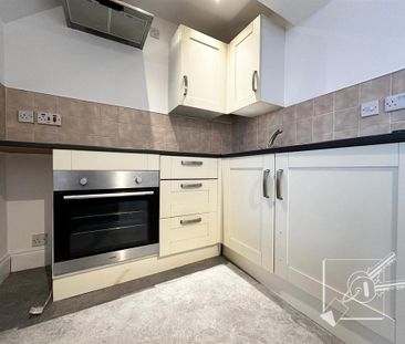 1 bedroom ground floor flat to rent - Photo 6