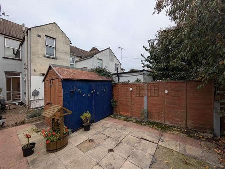 Stanhope Road, Strood, ME2 - Photo 2