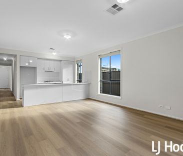 Spacious Family Home - Photo 3
