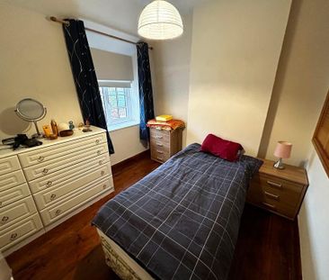 2 bedroom cottage to rent - Photo 1