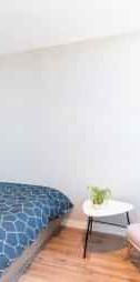 Studio Large - Photo 1