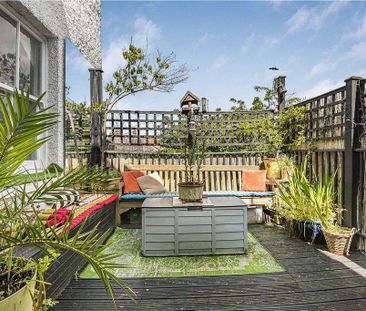 3 bedroom maisonette to rent - Photo 2