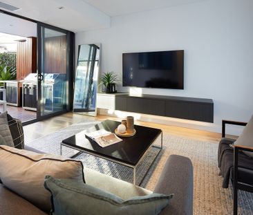 7 Johnston Street, Balmain East NSW 2041 - House For Rent | Domain - Photo 2