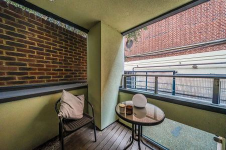 1 bedroom flat to rent - Photo 2
