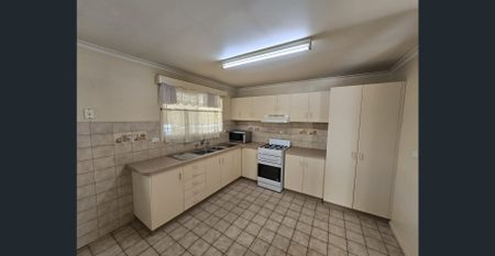 1 Bedroom Unit - Photo 2