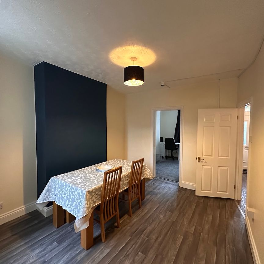 3 bedroom house - Photo 1