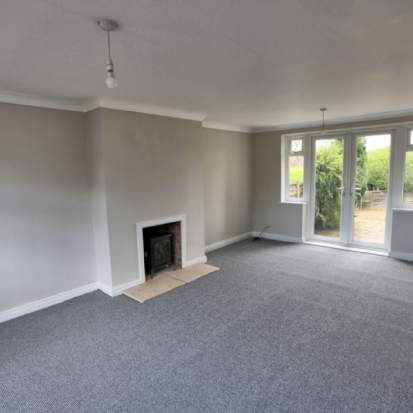 3 bedroom property to rent in Macclesfield - Photo 1