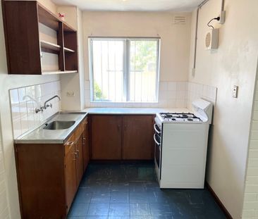 CLOSE TO EVERYWHERE @$495 per week - Photo 5