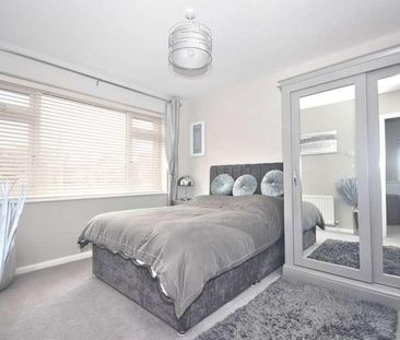 Manor Road, Wendover, HP22 - Photo 3