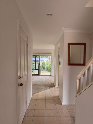 Low-maintenance Townhouse - Photo 5