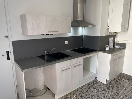 Location Appartement 3 pièces 59m² - Photo 2