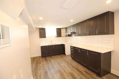 For Lease - 53 Sutherland Avenue, Brampton, Ontario - Photo 4