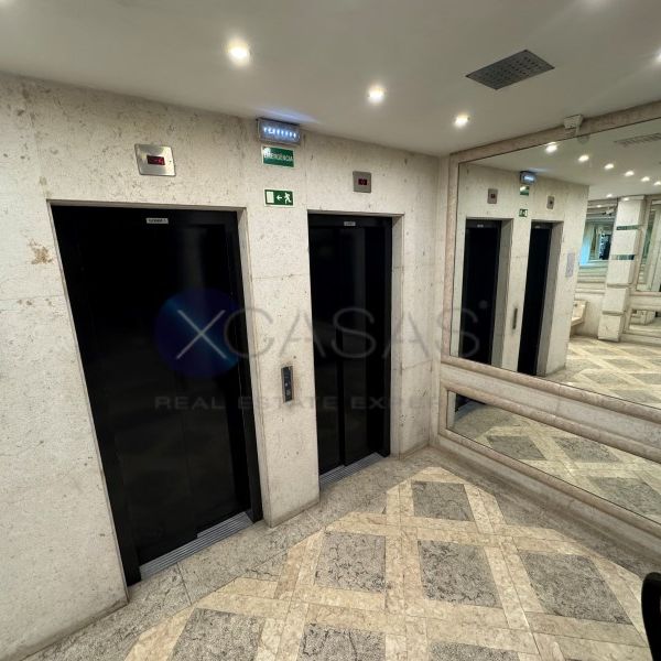 Apartamento T4 em Lisboa - Foto 1