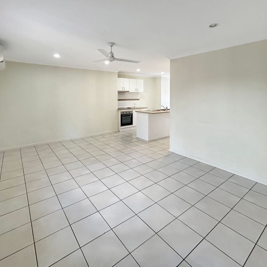 19/8 Rosegum Place, 4301, Redbank Plains Qld - Photo 1