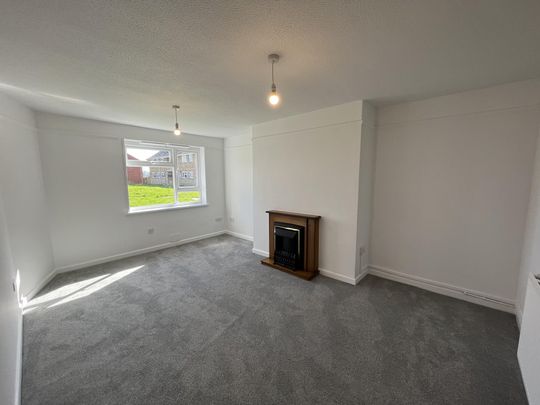 Taranto Hill, Yeovil, Ilchester - Photo 1