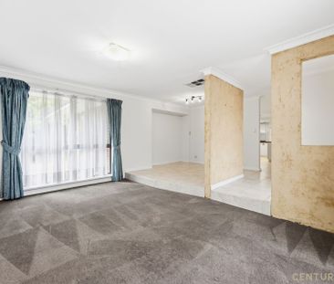 Perfect Family Home in the Heart of Leeming - Photo 3