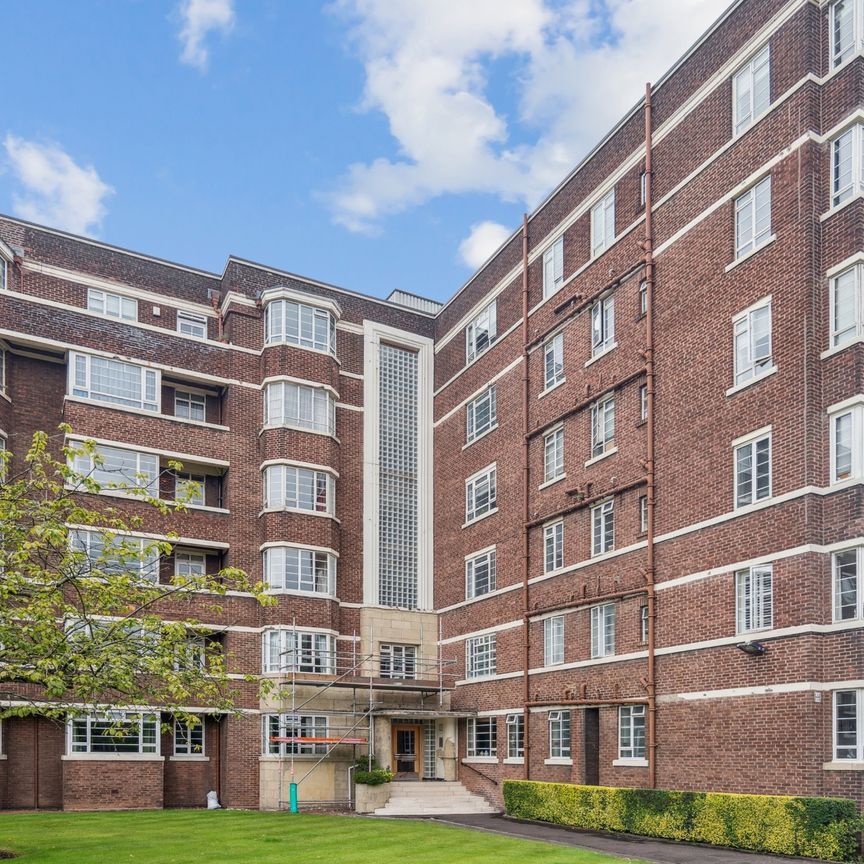 Kelvin Court - Photo 1