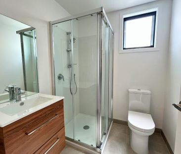 2 Bedrooms on Mead St - Photo 3