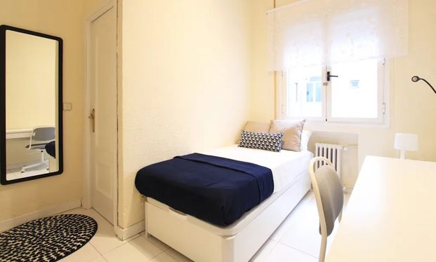 Calle de Amado Nervo, Madrid, Community of Madrid 28007 - Photo 1