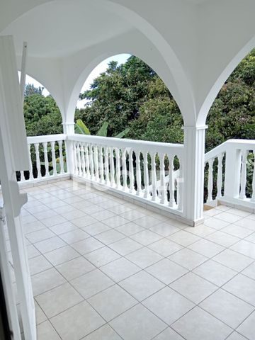 villa 4 chambres avec garage et jardin - Photo 2