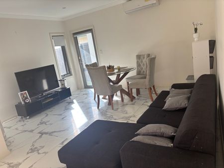 Condell Park - Photo 3