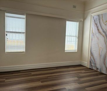 4 Napier Street, Petersham NSW 2049 - House For Rent | Domain - Photo 6