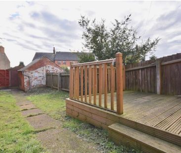 3 bedroom end terrace house - Photo 2