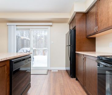 For Lease - 37 Silver Street Unit# 16, Huntsville, Ontario - Photo 6