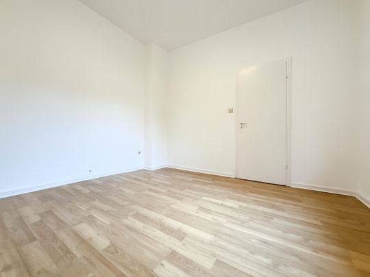 HOCHWERTIGE 2-ZIMMERWOHNUNG IM ALTBAU ZU MIETEN! - Foto 1