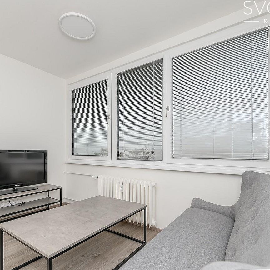 Pronájem bytu 2+kk 30 m² - Photo 1