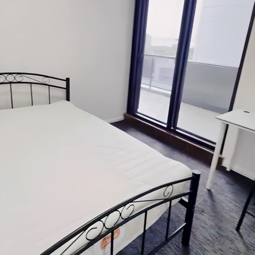 2 bed 2 bath-1208 - Photo 1