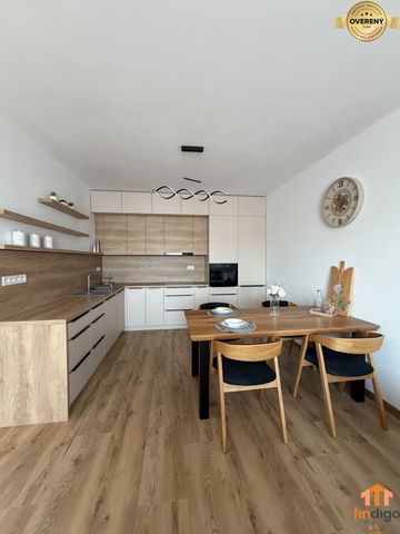 PRENÁJOM - 2-izbový luxusný byt s balkónom a parkovaním, Pivovarská ul – Fotografia 2