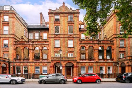 1 bedroom flat in South Kensington - Photo 3