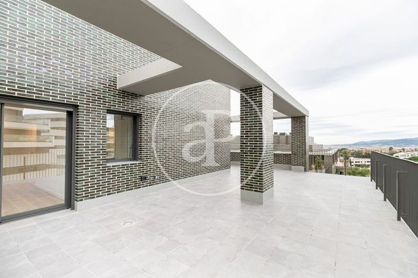 4 bedroom luxury Apartment for rent in Esplugues de Llobregat, Spain - Photo 1