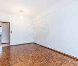 Apartment 3 bedrooms for rent Beato Lisboa - parking space, garage - Photo 6