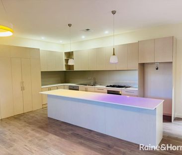 Spacious & Modern Family Living in Prime Eastern Suburbs Location - Photo 1