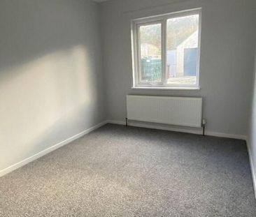 16 Main Street, Ballintoy, Ballycastle, BT54 6LX - Photo 3