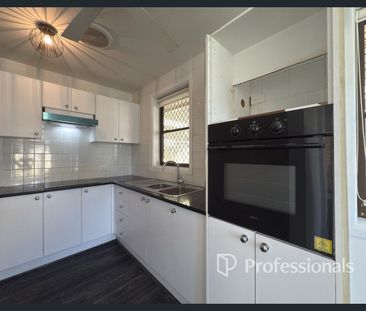 Neat and tidy Family Home!!! - Photo 5