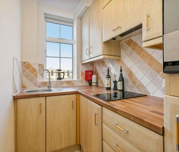 Studio to rent - Photo 6