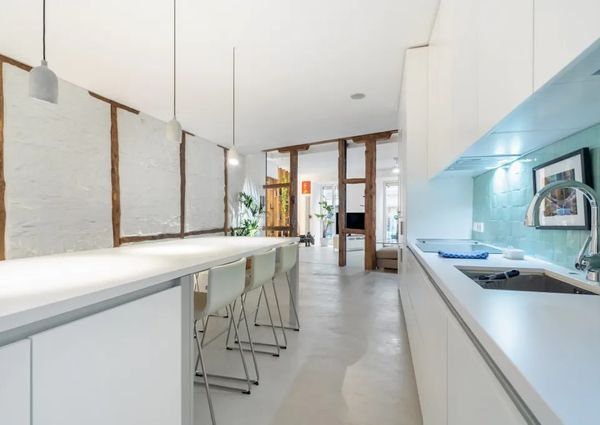 Calle de Casto Plasencia, Madrid, Community of Madrid 28004
