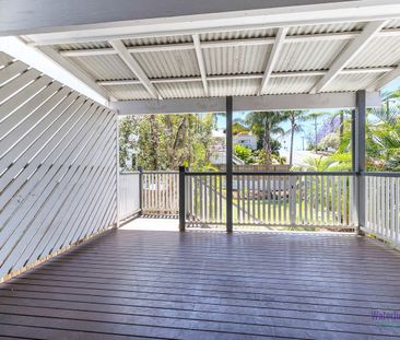 Cute Queenslander cottage in Beautiful Paddington - Photo 2