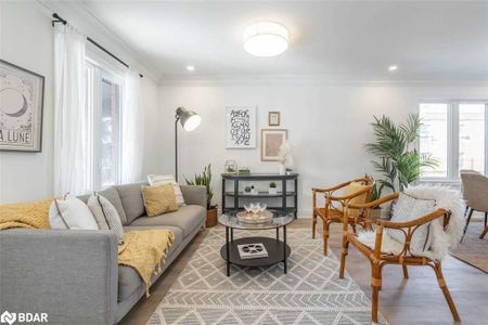 For Lease - 1 Edward Street Unit# UPPER, Hamilton, Ontario - Photo 2