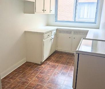 2 CH - 1 SDB - Montréal - $1,350 /mo - Photo 1