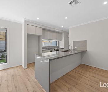 THEY'VE HIT THE NAIL ON THE HEAD WITH THIS ONE!! - Photo 4